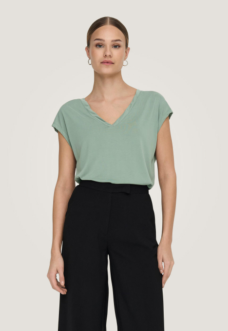 Free Top