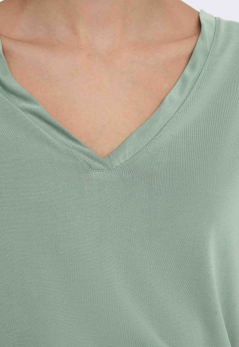 Free Top