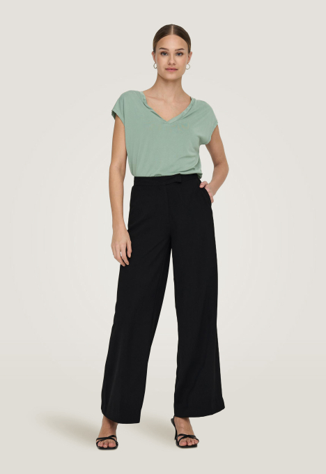 Free Top