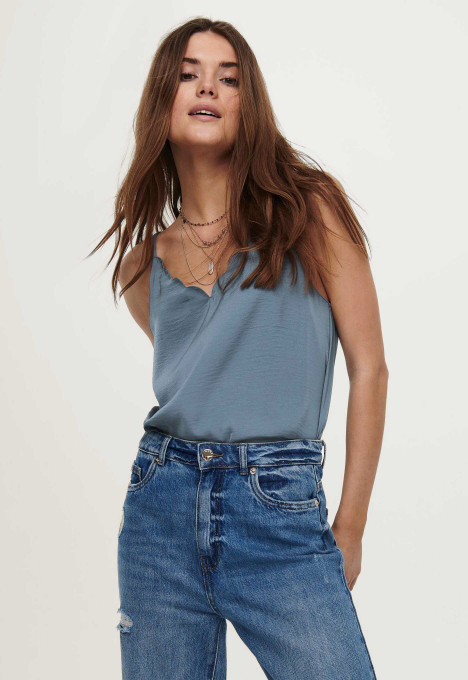 Debbie Top