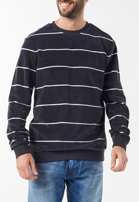 Melvet Sweater