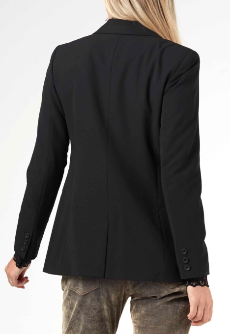 Kendrick Blazer