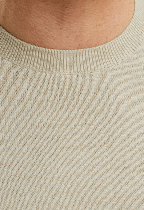 R-neck Trui