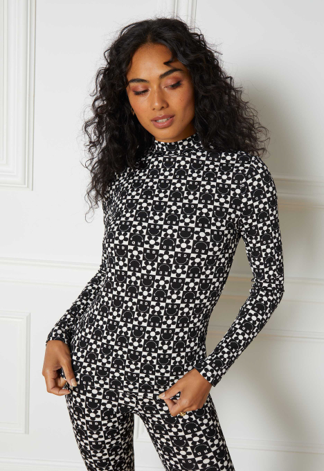 Riley Longsleeve