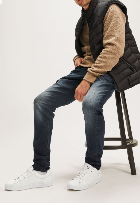 Blaze Regular Tapered Jeans