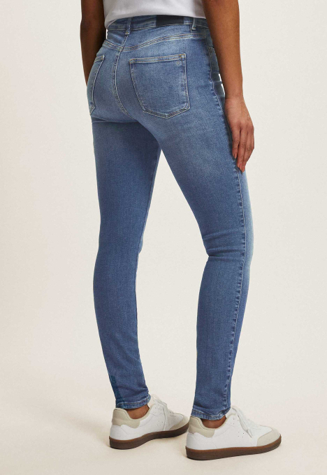 Celsi Super Skinny Jeans