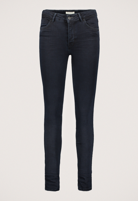 Celsi Super Skinny Jeans