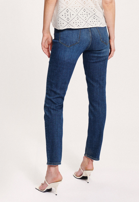 Cinna Girlfriend Slim Jeans
