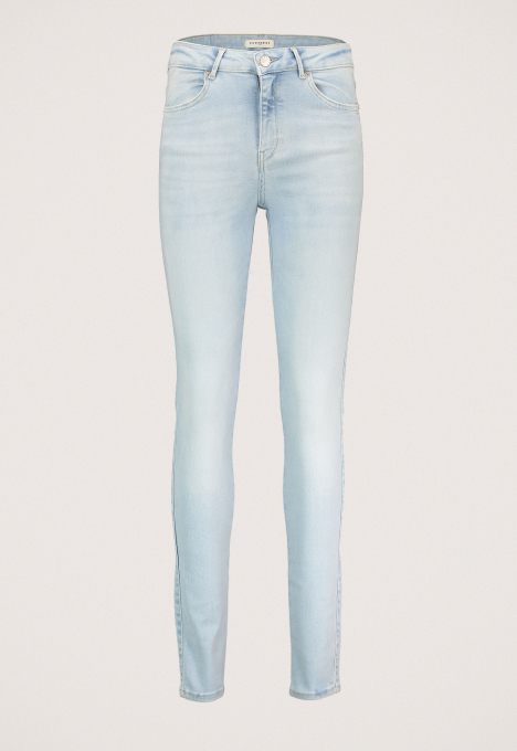 Celsi Super Skinny Jeans