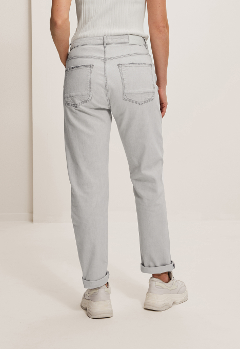 Sam Tapered  Jeans
