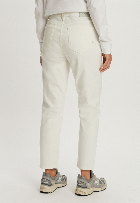 Cinna Girlfriend Slim Jeans
