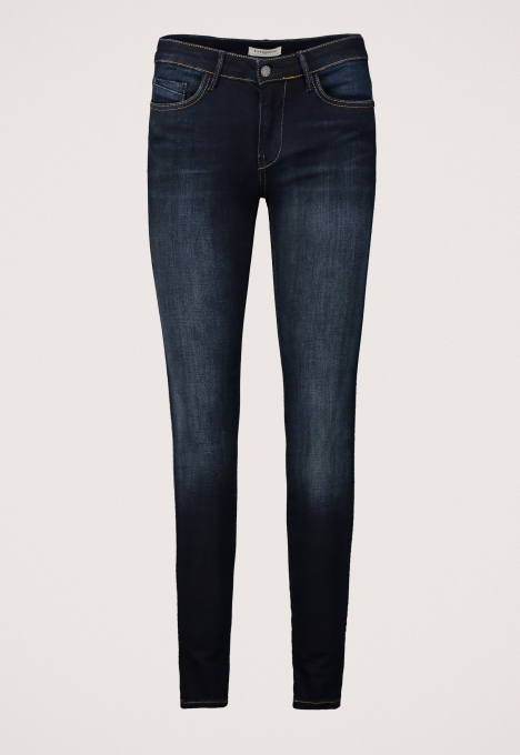 Cassy Skinny Jeans