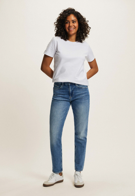 Cinna Slim Tapered Jeans