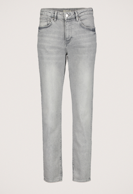 Cinna Slim Tapered Jeans