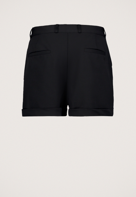 Fadua Short