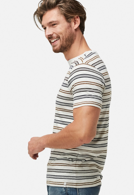 Finch T-shirt