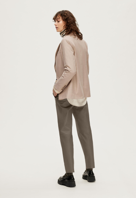 Eliana Blazer 