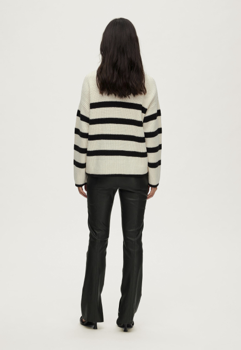 Bloomie Knit Trui 