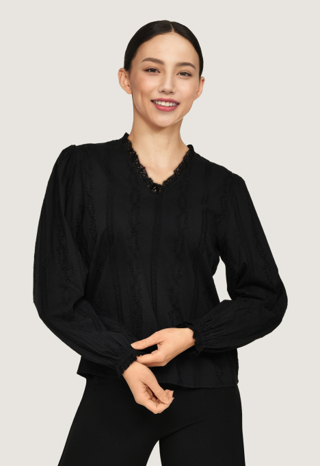 Ista Blouse