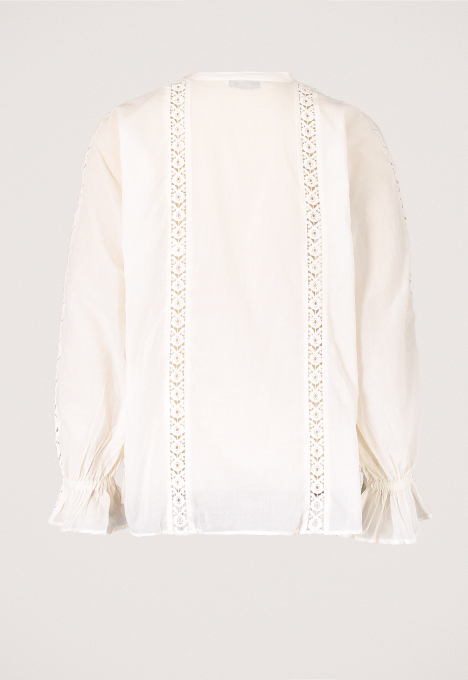 Flower Embroidery Blouse