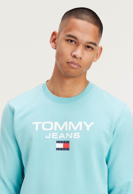 Regular Entry Crew Sweater