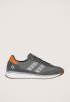 Boston Sneaker