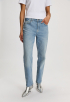 Liv Straight Jeans