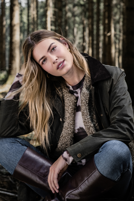 LOOK VROUW 3 - Roadtrip