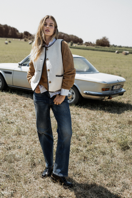 LOOK VROUW 1 - Cozy knits