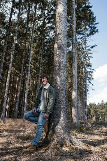 LOOK MAN 4 - More Jackets More Love