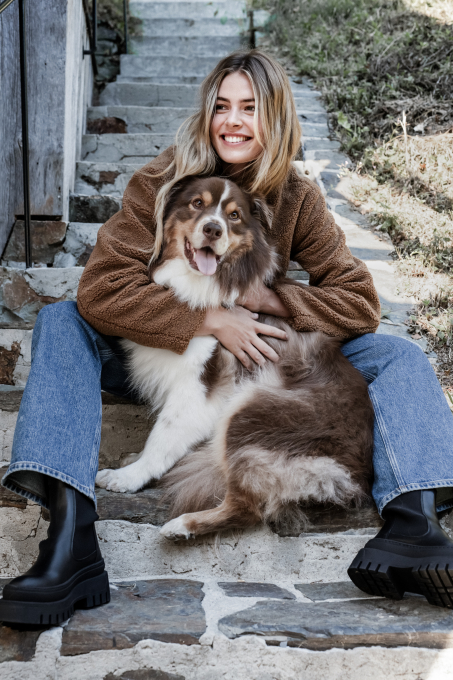 LOOK VROUW 2 - More Jackets More Love