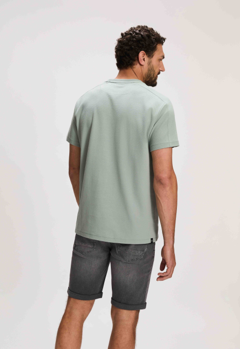Taine T-shirt