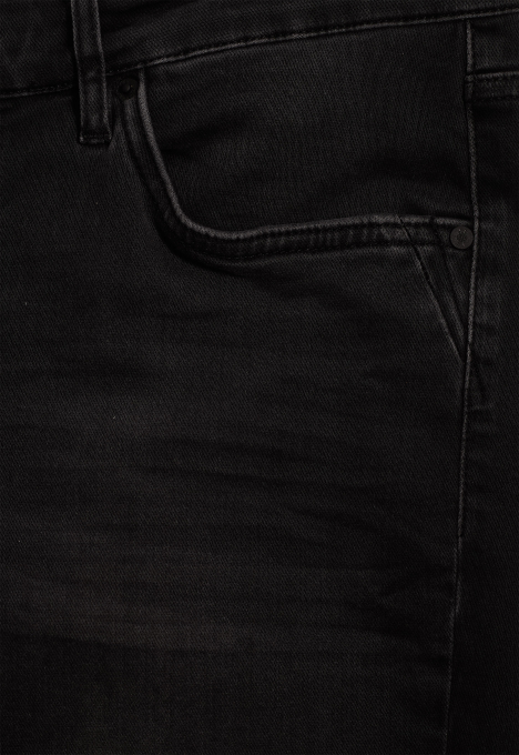 Porter Slim Tapered Jeans