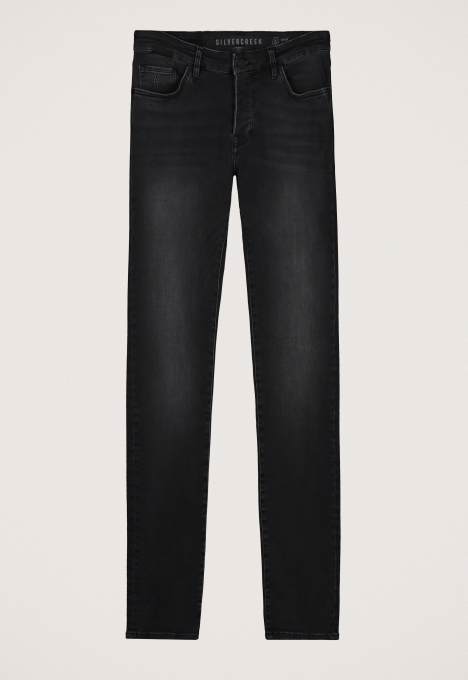 Porter Slim Tapered Jeans