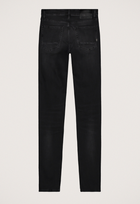 Porter Slim Tapered Jeans