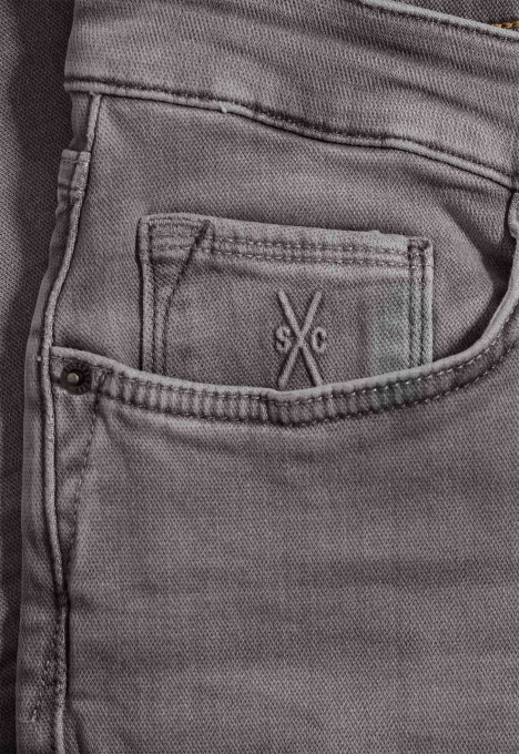 Porter Slim Tapered Jeans