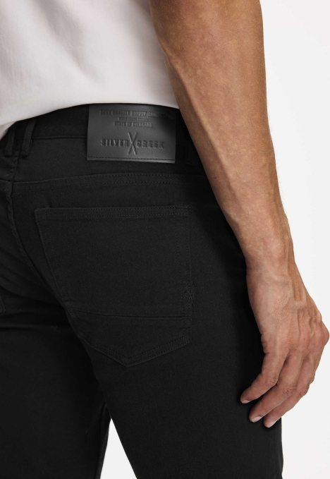 Lewis Tapered Jeans