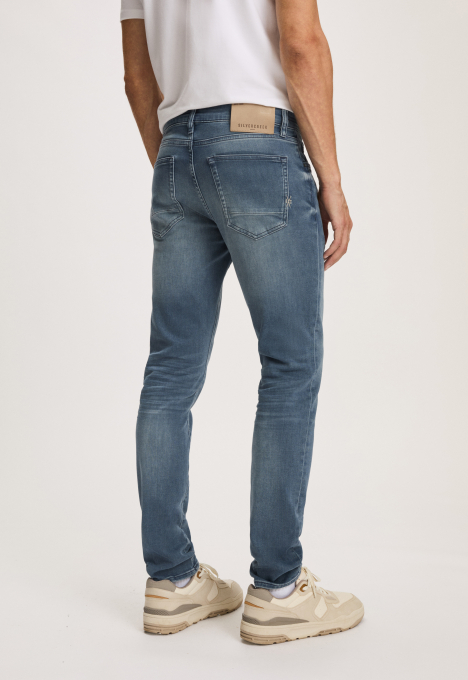 Porter Slim Tapered Jeans