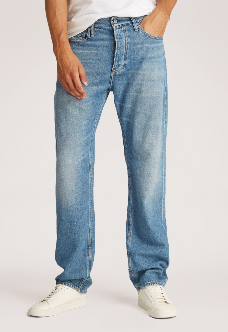 Standard Straight Jeans