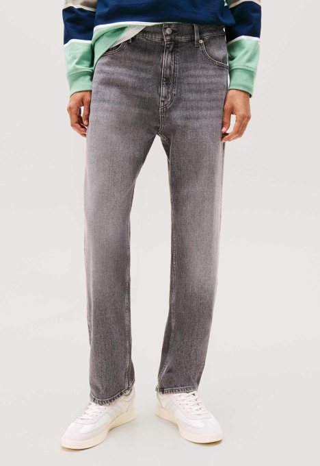 Sonny Regular Tapered Jeans