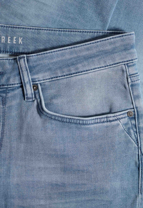 Porter Slim Tapered Jeans