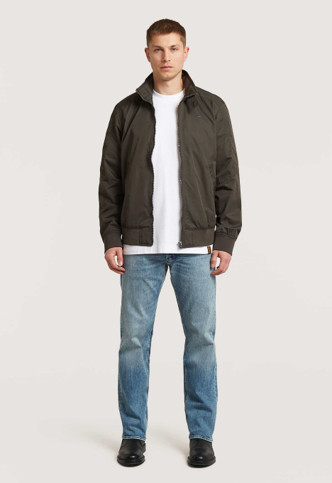 Streem Slim Tapered Jeans