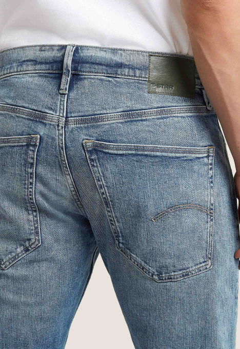 Streem Slim Tapered Jeans