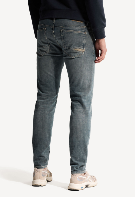 Shiftback Tapered Fit Jeans