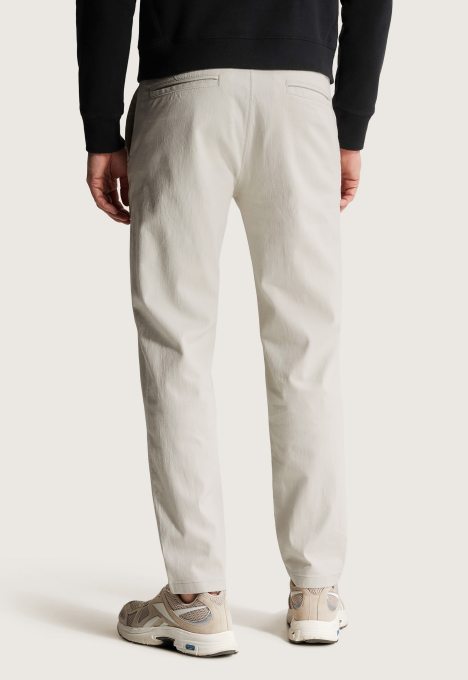 Relaxed Slub Structure Chino