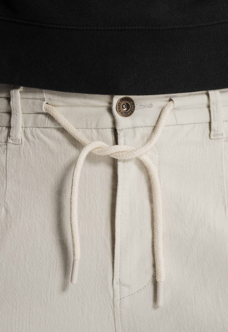 Relaxed Slub Structure Chino