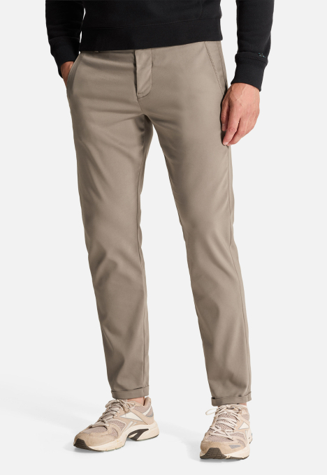 Cylas Tapered Fit Chino