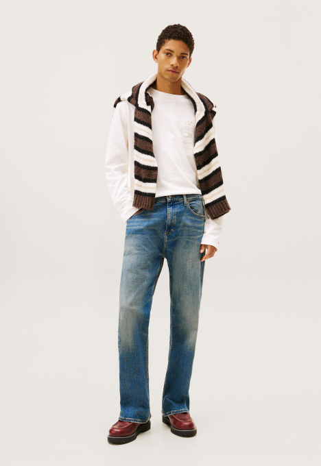 Back Graphic Relaxed Long Sleeve