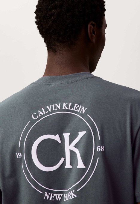 Graphic Logo T-shirt