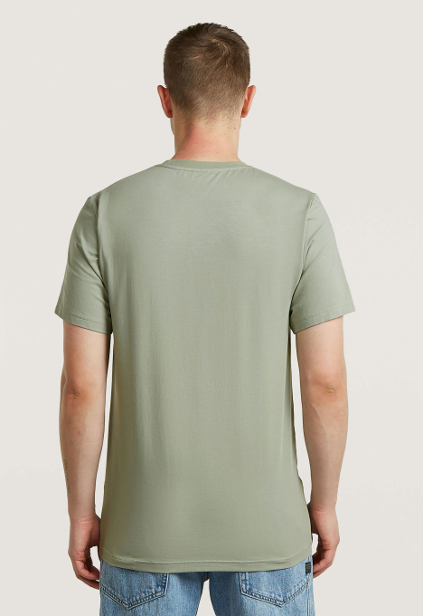 Slim Base T-Shirt